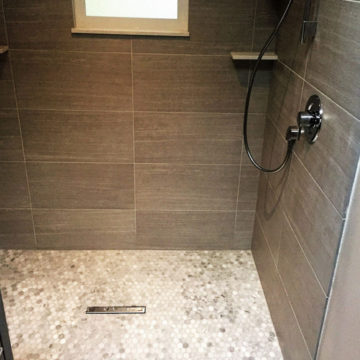 Tile surround marble shower floor